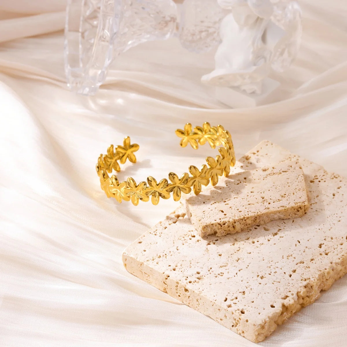 Bracelet Jonc Fleur Acier Doré
