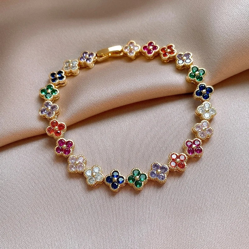 Classic Fashion Colored Crystal Flower Lucky Bracelet Women Personalized New Stainless Steel Bracelet Party Jewelry Accessories