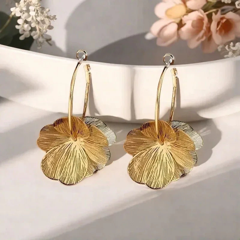 Boucles d'Oreilles Créoles Fleur Dorées