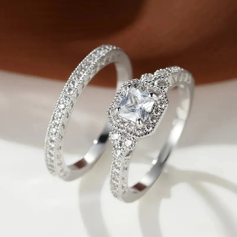 Huitan Princess White/Black Set Rings for Women 2Pcs Luxury Cubic Zircon Wedding Accessories Temperament Elegant Female Jewelry