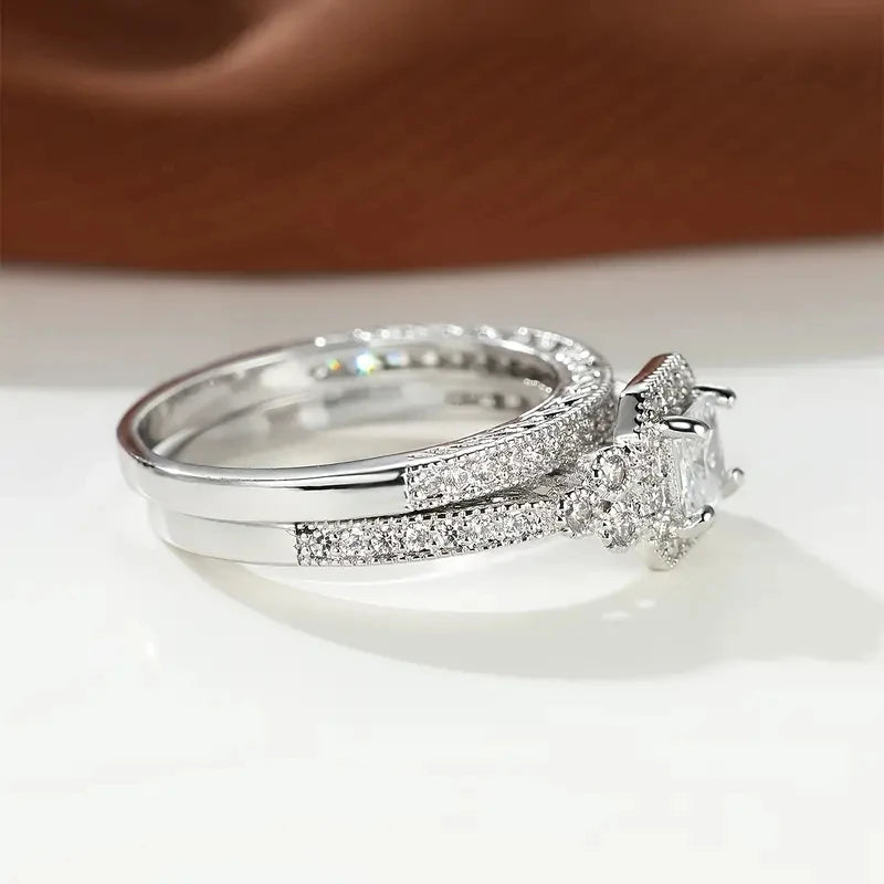 Huitan Princess White/Black Set Rings for Women 2Pcs Luxury Cubic Zircon Wedding Accessories Temperament Elegant Female Jewelry