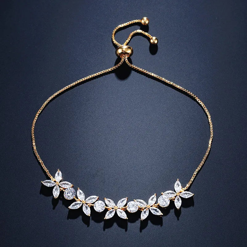 Bracelet Fleurs Zircon Ajustable